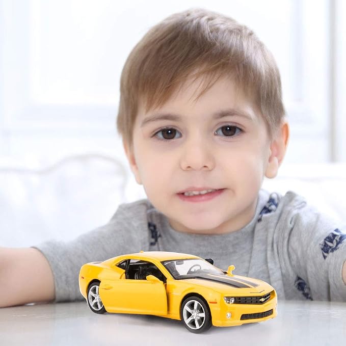 TGRCM-CZ 1/36 Chevrolet Camaro Bumblebee Diecast Car, Pull Back Toy with Open Doors, Toy Car for Toddlers Kids Boys Girls Gift,Yellow
