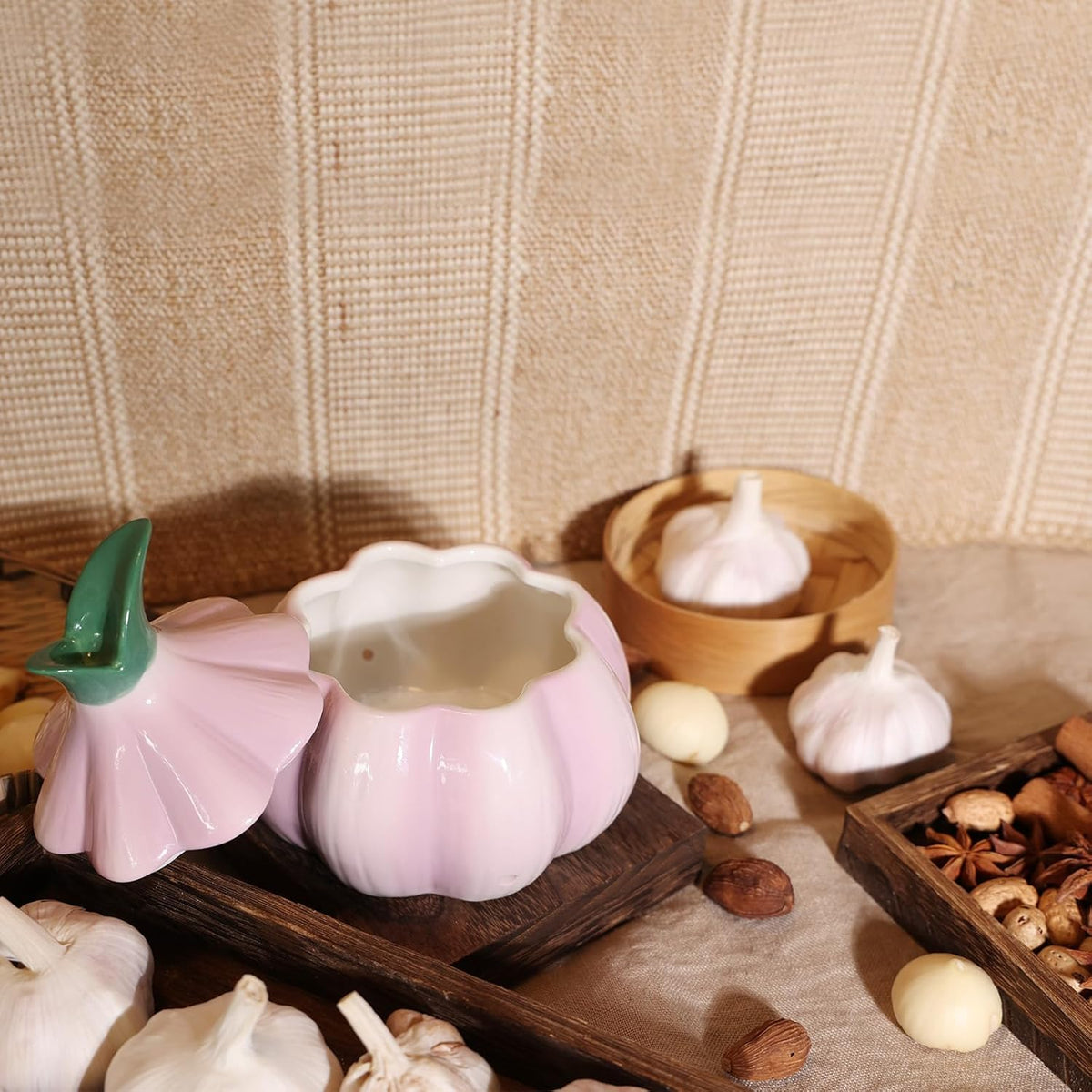 TOIVO Garlic Keeper for Counter,with Lid and Holes GarlicSaver,Garlic Holder Storage Container toKeep(purple)