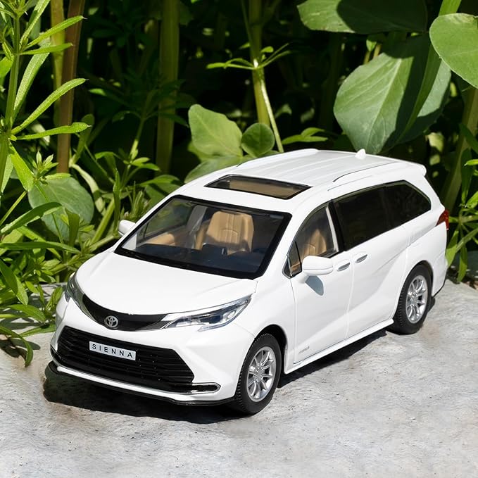 BDTCTK 1:24 Sienna MPV Car Model, Pull Back Diecast Toy Car with Sounds&Lights for Kids Boys Girls and Adults, Gift White.