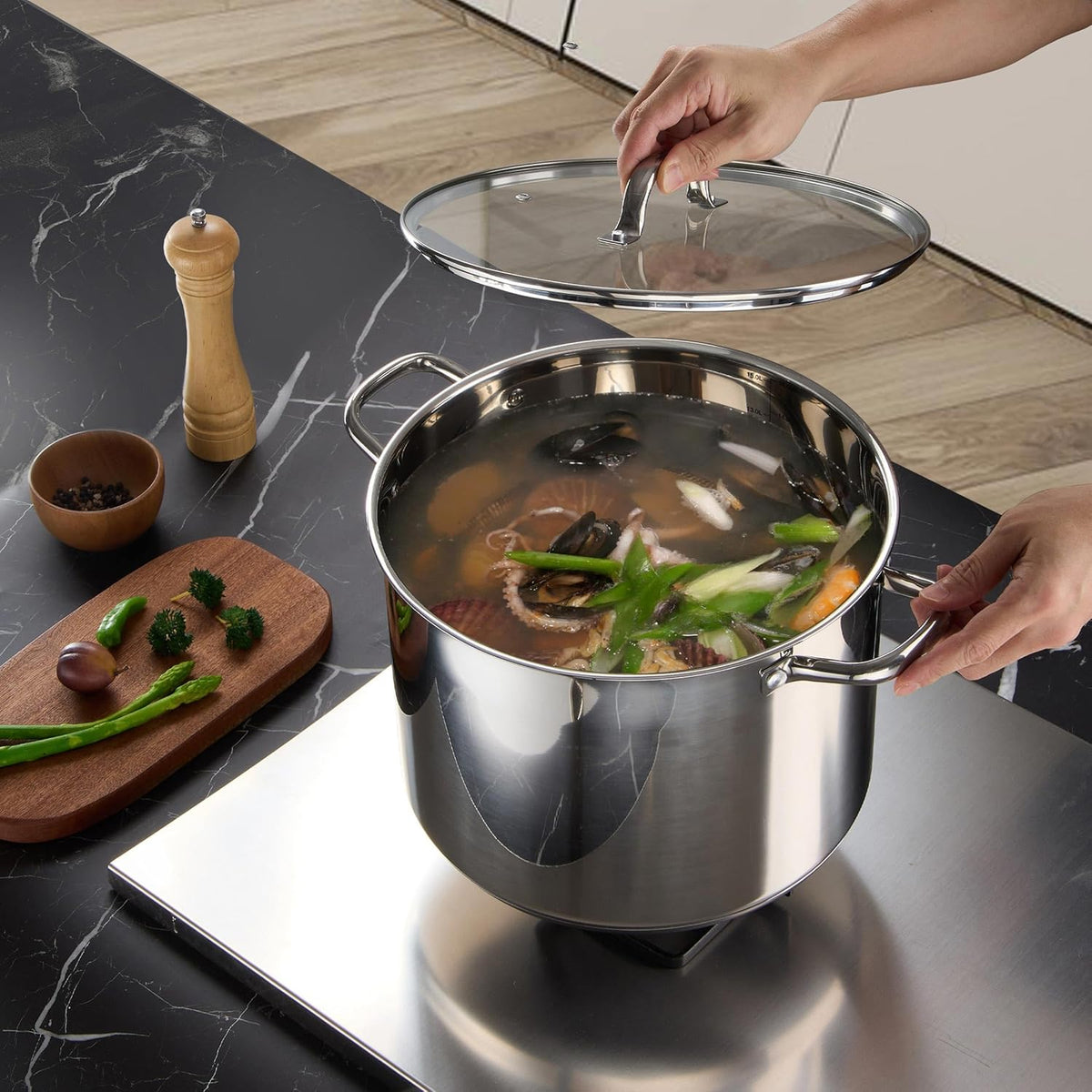 Stainless Steel Large Stock Pot, LIANYU 16 QT Heavy Duty Stockpot with Glass Lid, Deep Classic Soup Pot for Cooking Stewing Simmering, Thick Tri-ply Base & Stay-Cool Handle, Dishwasher Safe Cookware