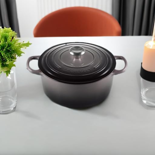 Le Creuset Enameled Cast Iron Signature Round Dutch Oven, 7.25 qt., Oyster