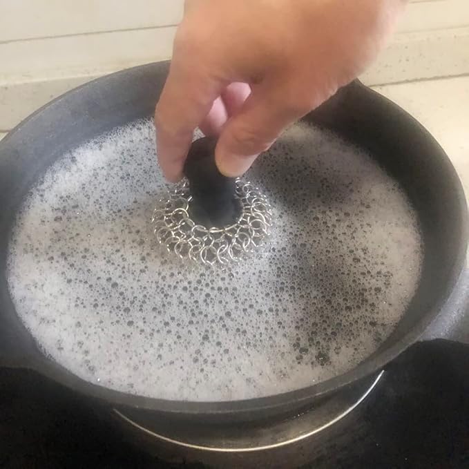 316 Upgraded Chainmail Scrubber with Silicone Handle Cast Iron Cleaner for Cast Iron Grill Pan Skillet Wok Bakeware Ergonomic to Hold Easy to Use Dishwasher Safe, Scrubber + Scraper + Towel (Black)