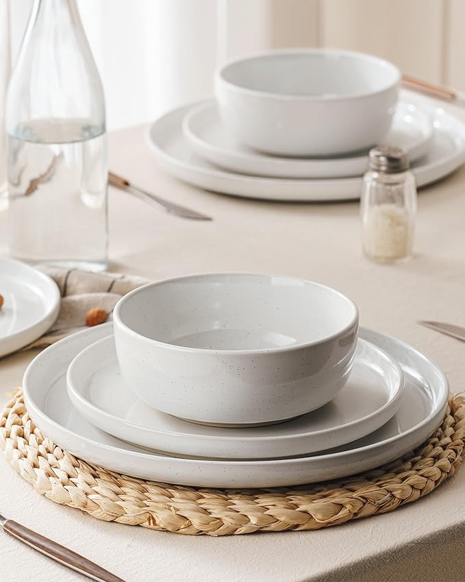 Famiware Milkyway Plates and Bowls Set, 18 Pieces Dinnerware Sets, Dishes Set for 6, White