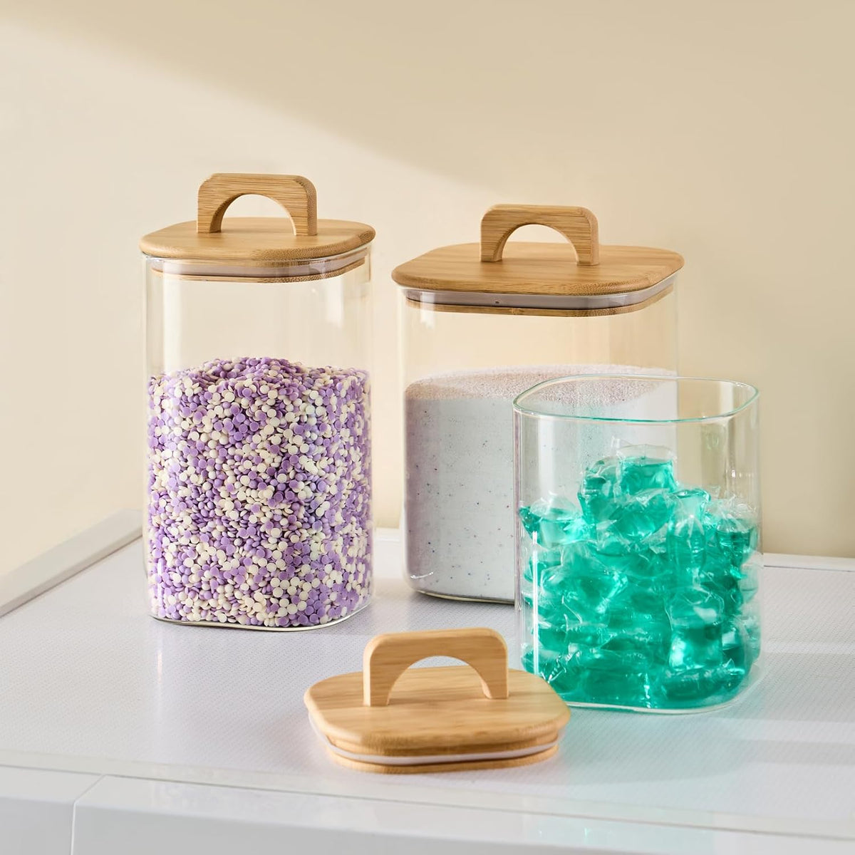 Sweejar 2 qt Glass Food Storage Jars with Airtight Lid, Half Gallon Laundry Pods Container, 64 oz Glass Jars for Laundry Room Organization, 1 Pack