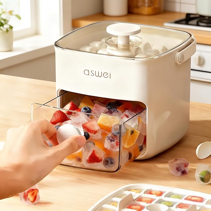 Plastic Ice Cube Trays + Silicone Ice Cube Trays with Lid and Bin