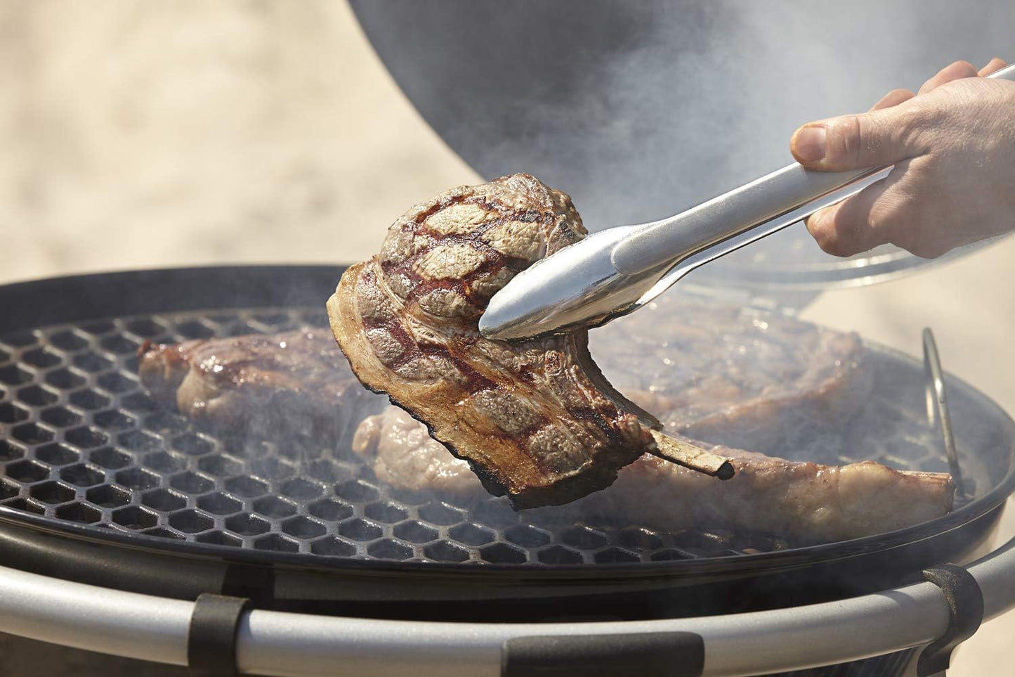 Rösle 12915 Stainless Steel One-Handed Lock & Release Tongs 9 in