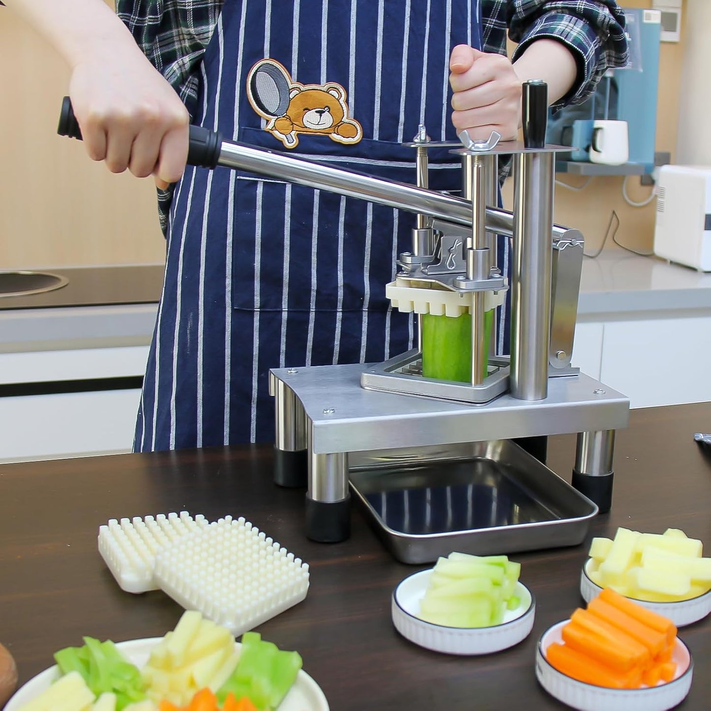 Commercial French Fry Cutter,Stainless Steel French Fries Machine,Heavy Vertical Cutter Vegetable Chopper,with 3 Replacement (1/2 Inch, 3/8 Inch and 1/4 Inch Blades),for Restaurants and Home Kitchen