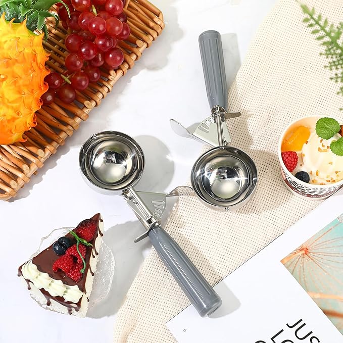 Reallnaive 1 Pcs Release Cookie Scoops Ice Cream Scooper with Trigger Release Portion Scoop Stainless Steel for Portion Control, Baking Food, Cookie Dough (4 oz,Gray)