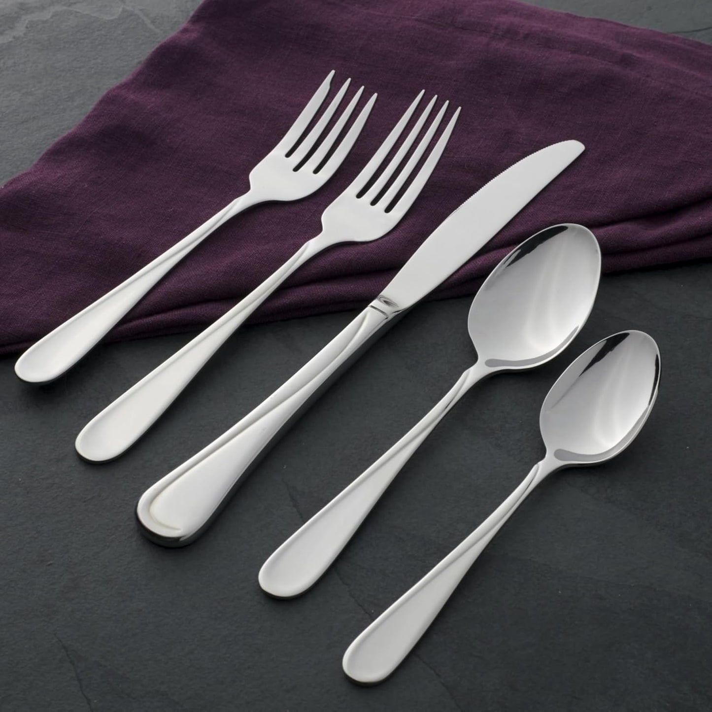 Oneida Flight Stainless Steel 18/10 Dinner Knives (Dinner Knives, Set of 6)