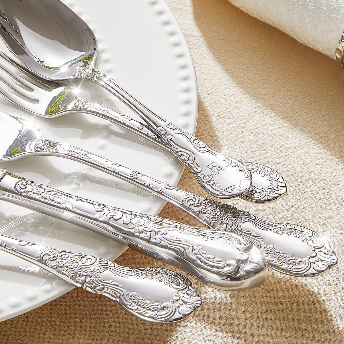 KINGSTONE Vintage Carved Silverware Set, 10-Piece 18/10 Stainless Steel Flatware Cutlery Set with Retro Royal Thick Handle, Tableware Utensils for Home, Restaurant, party, Wedding, Dishwasher Safe