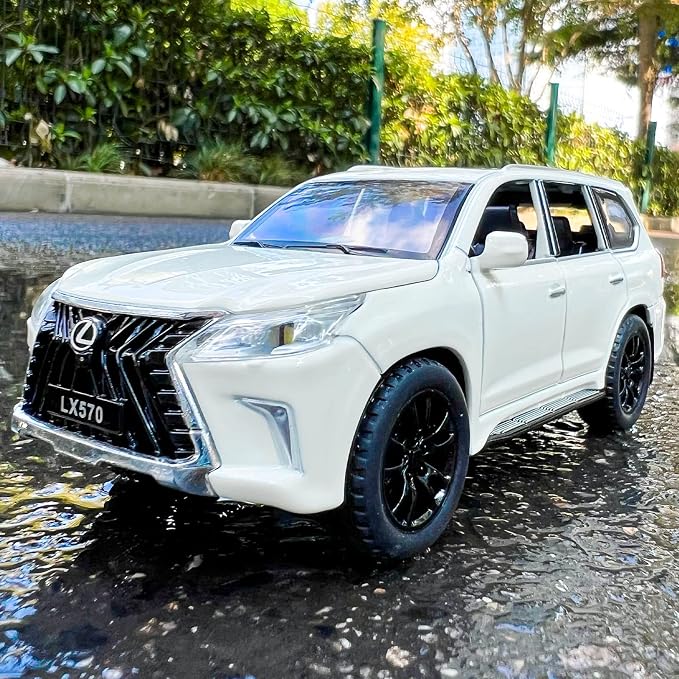 BDTCTK 1/32 Compatible for Lexus LX570 Off-Road in Luxury SUV Model Car, Zinc Alloy Pull Back Toy car with Sound and Light for Kids Boy Girl Gift(White)